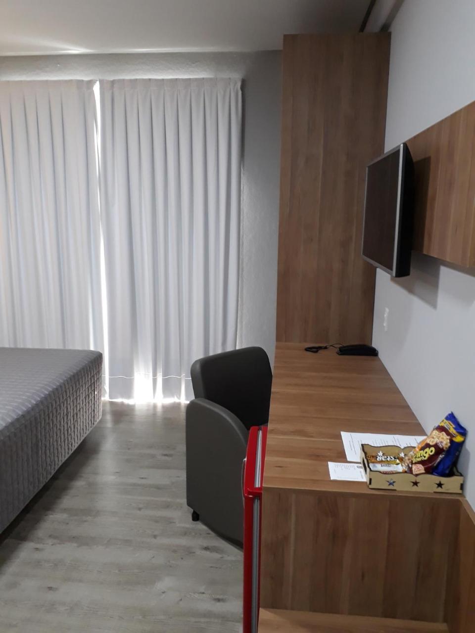 Hotel Bergozza 南河镇 外观 照片